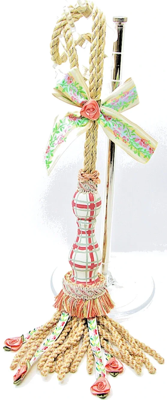Decorative Curtain Tieback – Gold Rope w/ Plaid Bow & Pink Rose Tassels